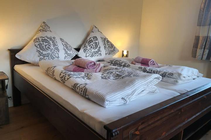 Apartamento inteiro, Bachoase Bischofsmais A - A holiday apartment by the stream in the heart of the Bavarian Forest in Bischofsmais, Baviera Oriental