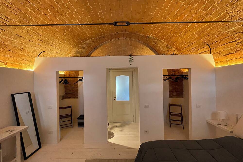 Ganze Wohnung, \"La Stalla\", apartment in Empoli, Florenz Provinz