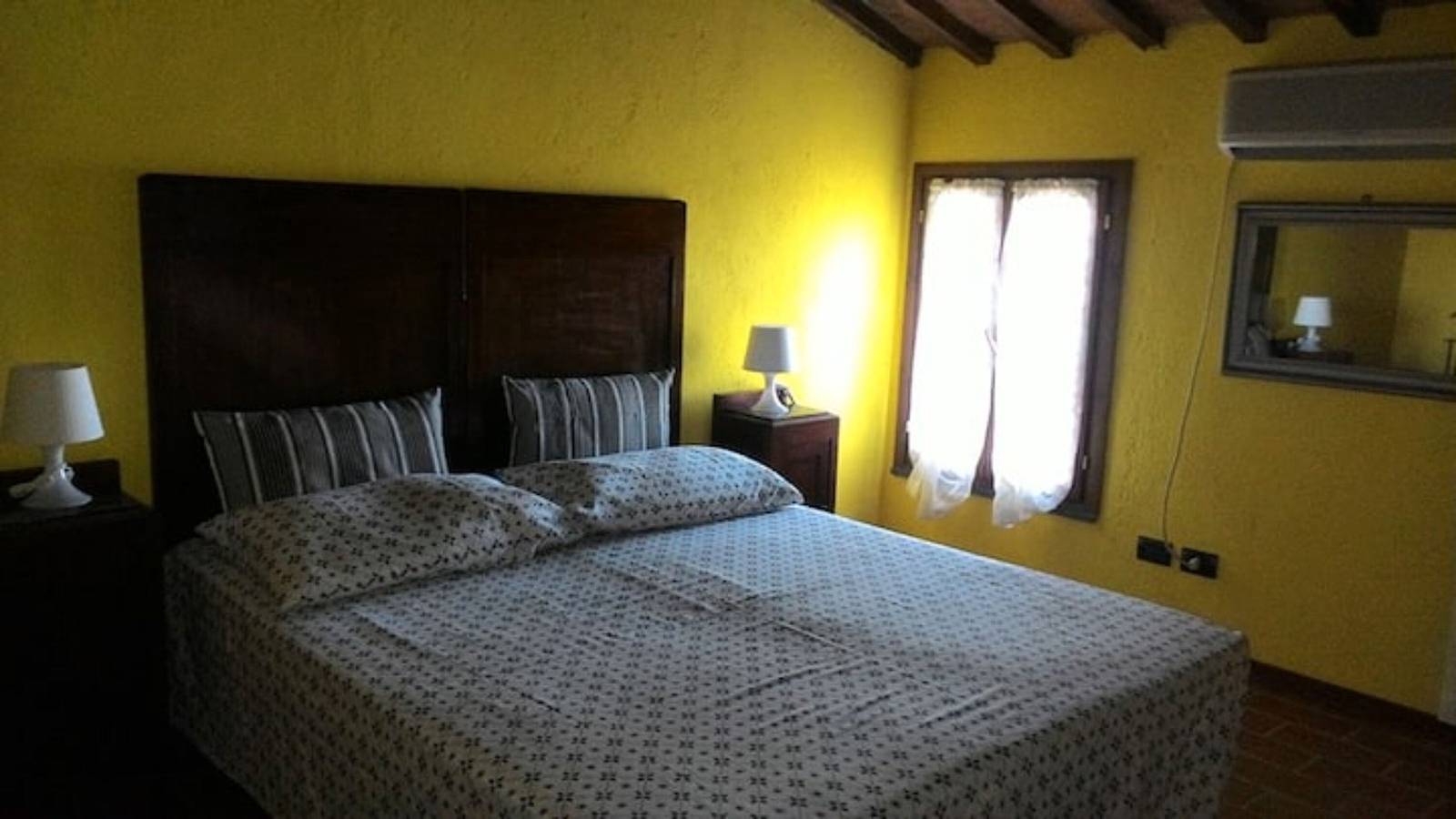 Cały apartament, Apartment 'Il Girasole' with Shared Pool, Wi-Fi and Air Conditioning in Vinci, Prowincja Florencja