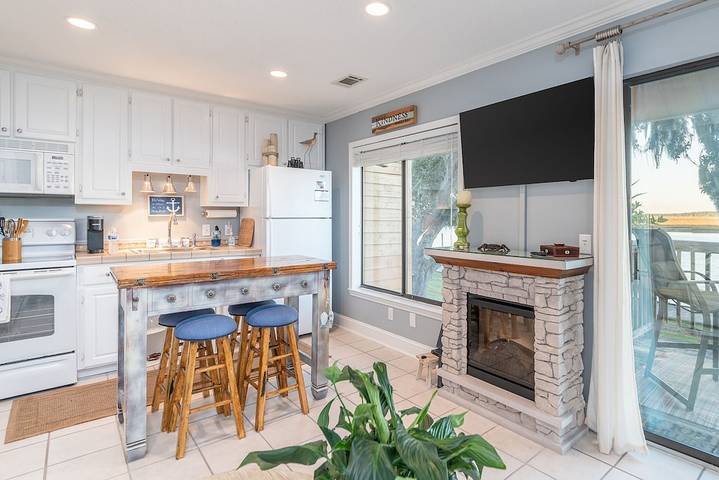 Vacation apartment for 3 people, with balcony and yard - 1