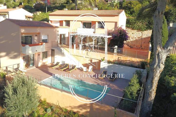 Appartement de vacances pour 12 personnes, avec terrasse ainsi que piscine et jardin, adapté aux familles - 1