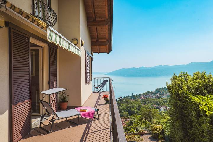 Ferienwohnung für 4 Personen, mit Balkon und Ausblick sowie Seeblick im Piemont - 4