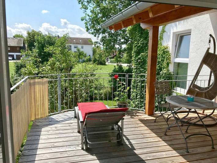Ferienwohnung für 2 Personen, mit Terrasse und Ausblick