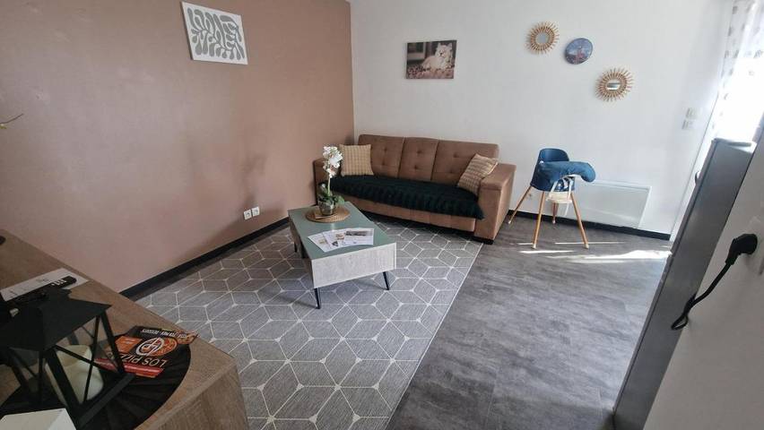 Location de vacances pour 6 personnes, avec Terrasse et Jardin à Troarn - 4