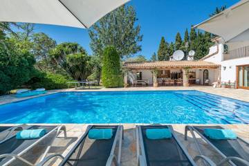 Villa in Pollença, Serra de Tramuntana für 14 
