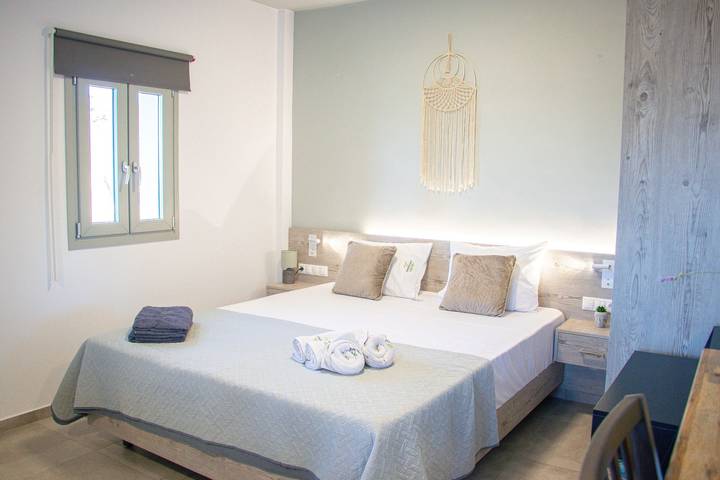 Appartement de vacances pour 3 personnes, avec vue sur l’océan ainsi que balcon et jardin