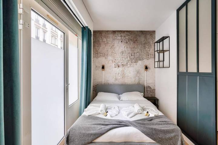 Gîte pour 6 personnes, avec terrasse dans Paris Rue Sextius Michel - 4