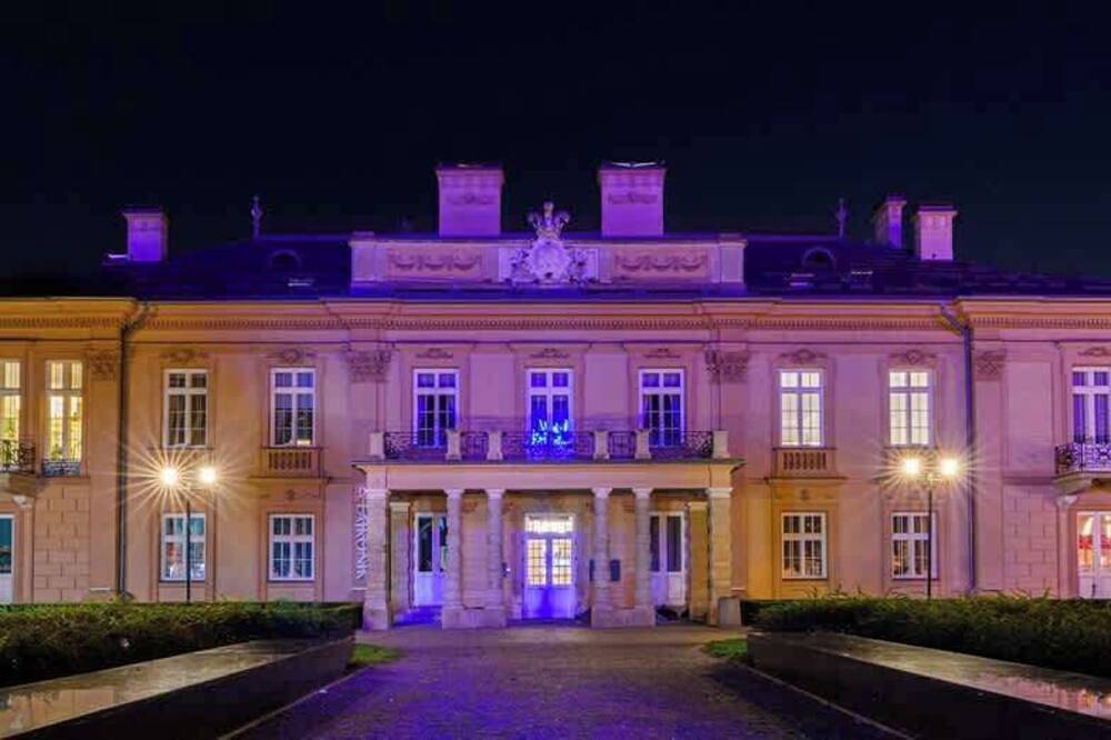 Entire apartment, Deluxe single room with a view of the Old Town in Cracow, Lesser Poland