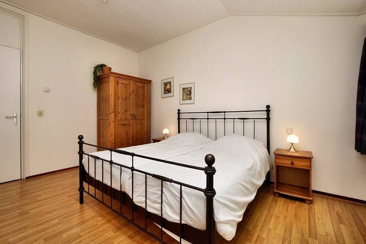 Location de vacances pour 15 personnes, avec Terrasse et Jardin ainsi que Piscine et Sauna dans Odeigne - 4