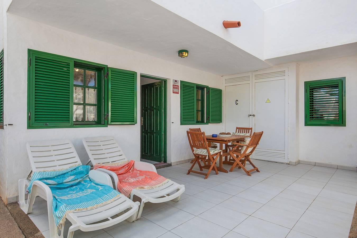 Apartamento entero, Apartamento de vacaciones 'Casa Isa' con terraza privada in El Cotillo, La Oliva