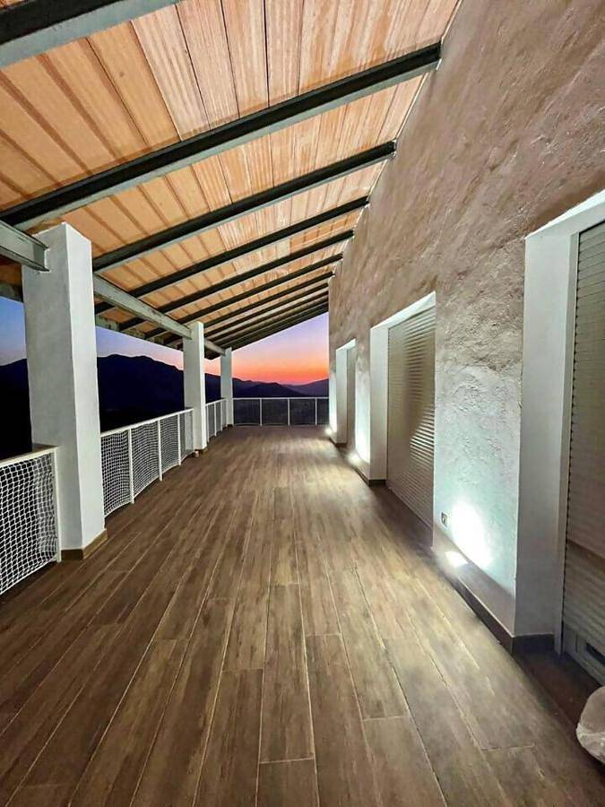 Casa rural para 10 personas, con terraza en Cambil