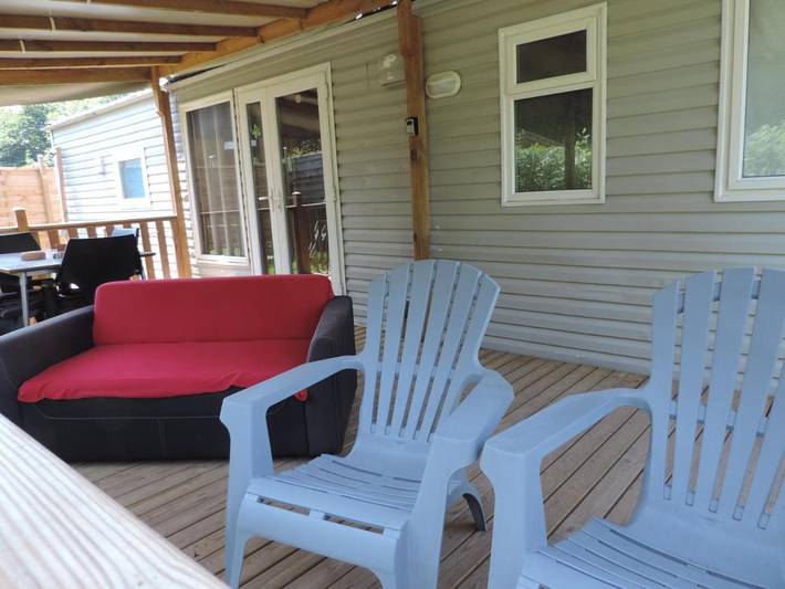 Camping pour 6 personnes, avec terrasse et vue
