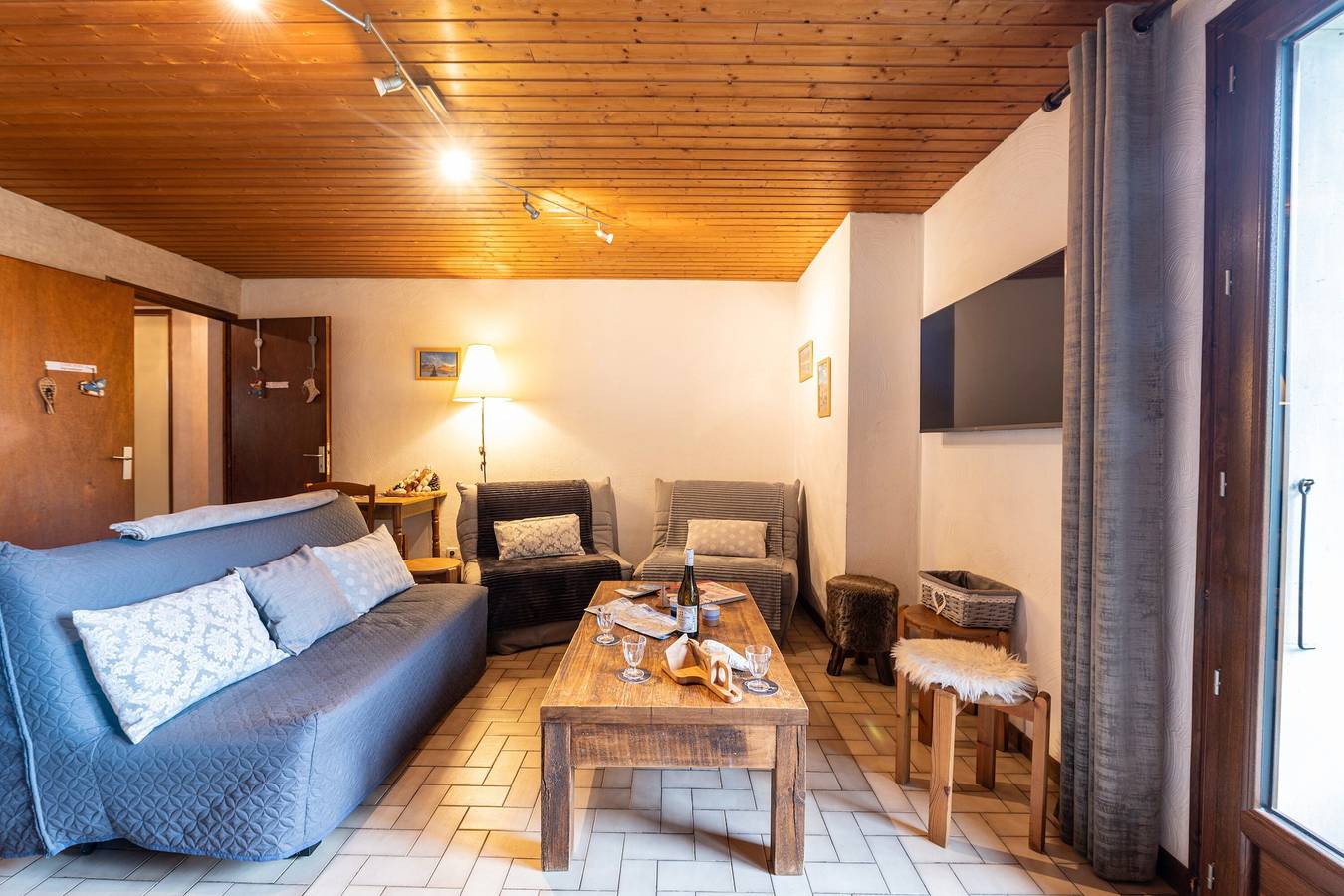 Ganze Wohnung, Ferienwohnung 'Chalet Le Grand Nant' mit Balkon und Wlan in La Giettaz, Albertville und Umgebung