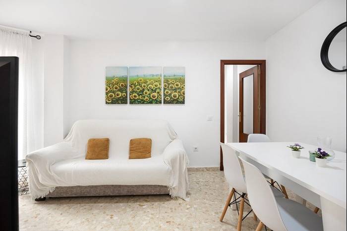 Ganze Ferienwohnung, Ferienwohnung für 5 Personen mit Terrasse in Playa del Rompidillo (Rota), Rota