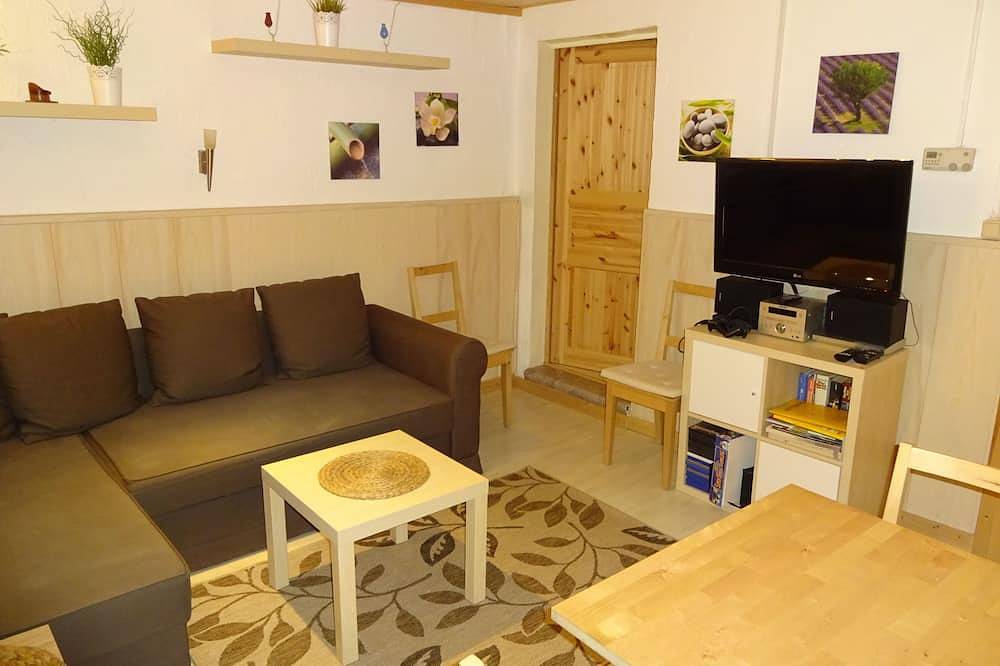 Kleines Ferienhaus mit Sauna-Fass im Thüringer Wald am Rennsteig in Goldlauter - Heidersbach, Suhl