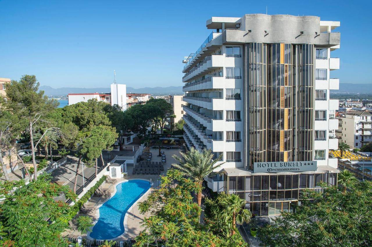 Hotel Salou Sunset - Adults Recommended - by Pierre & Vacances in Cala dels Capellans (Salou), Salou