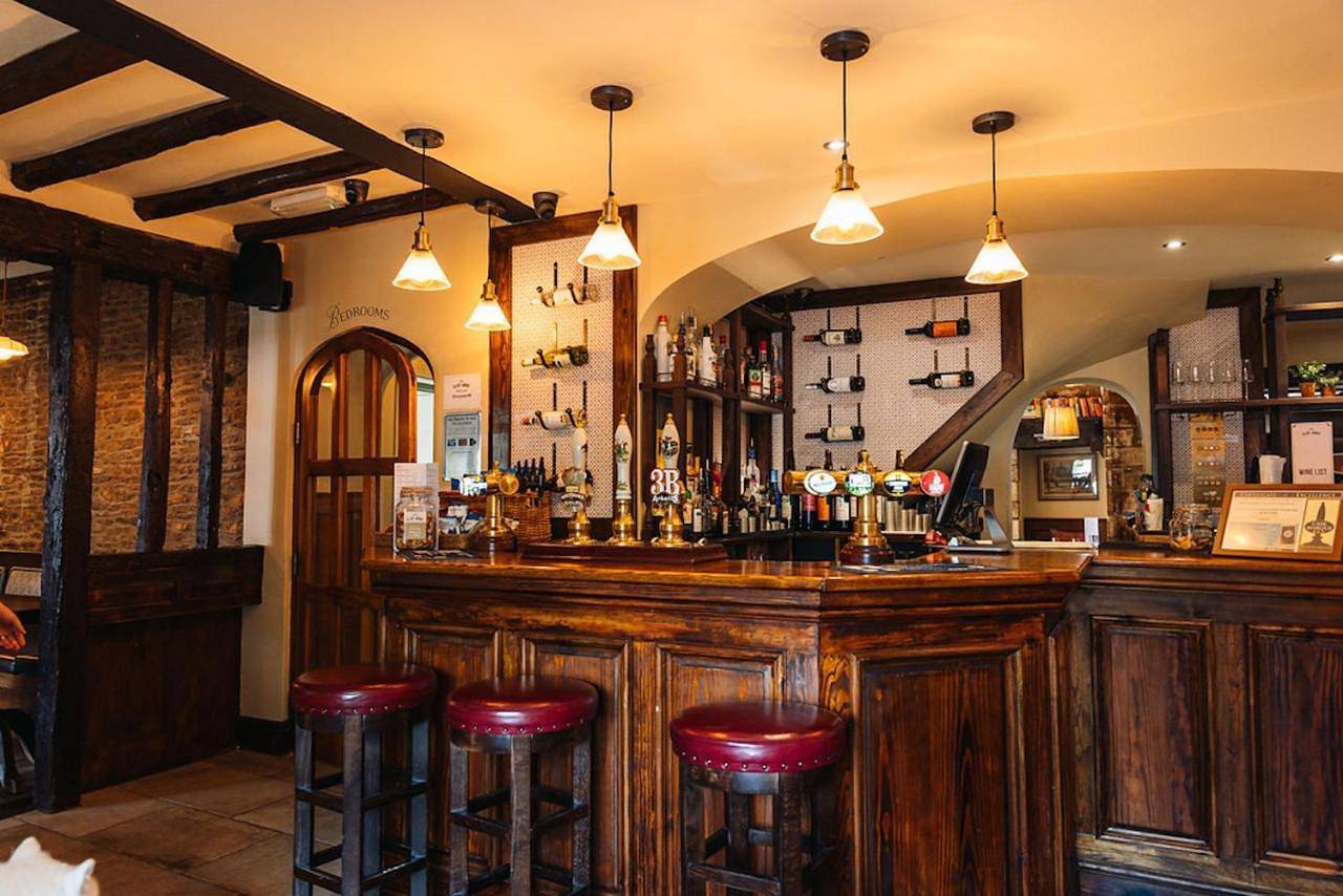 Eliot Arms in South Cerney, Gloucestershire