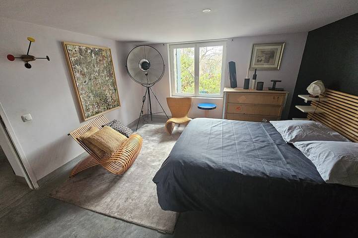 Apartamento entero, Loft, designer collection, artist's studio, 15' from the beaches and downtown Montpellier in Saint-Jean-de-Védas, Costa mediterránea (Francia)