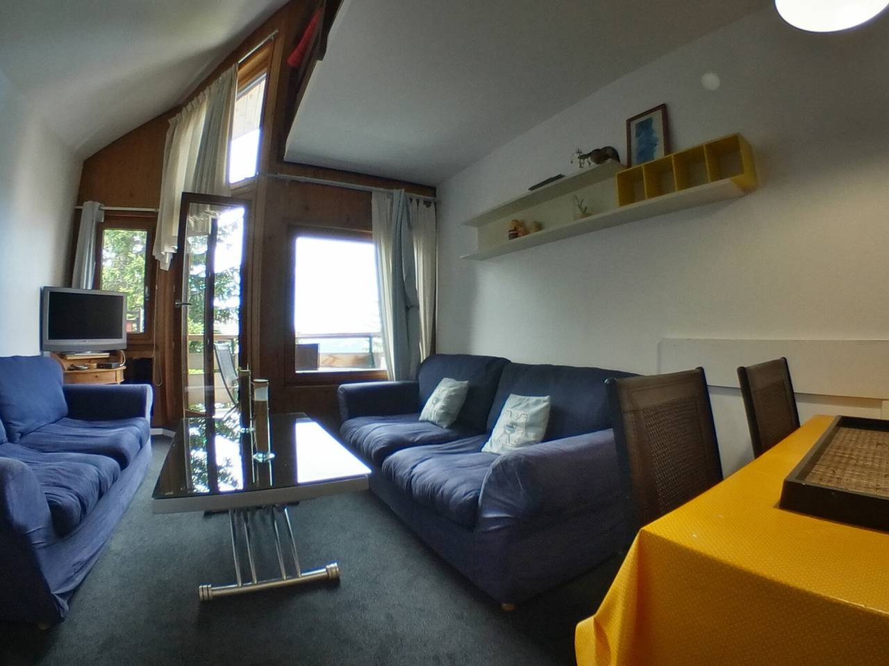 Apartamento entero, Apartamento Tríplex Tranquilo 6 Personas, a pie de pista, Wifi in Morzine, Les Portes du Soleil