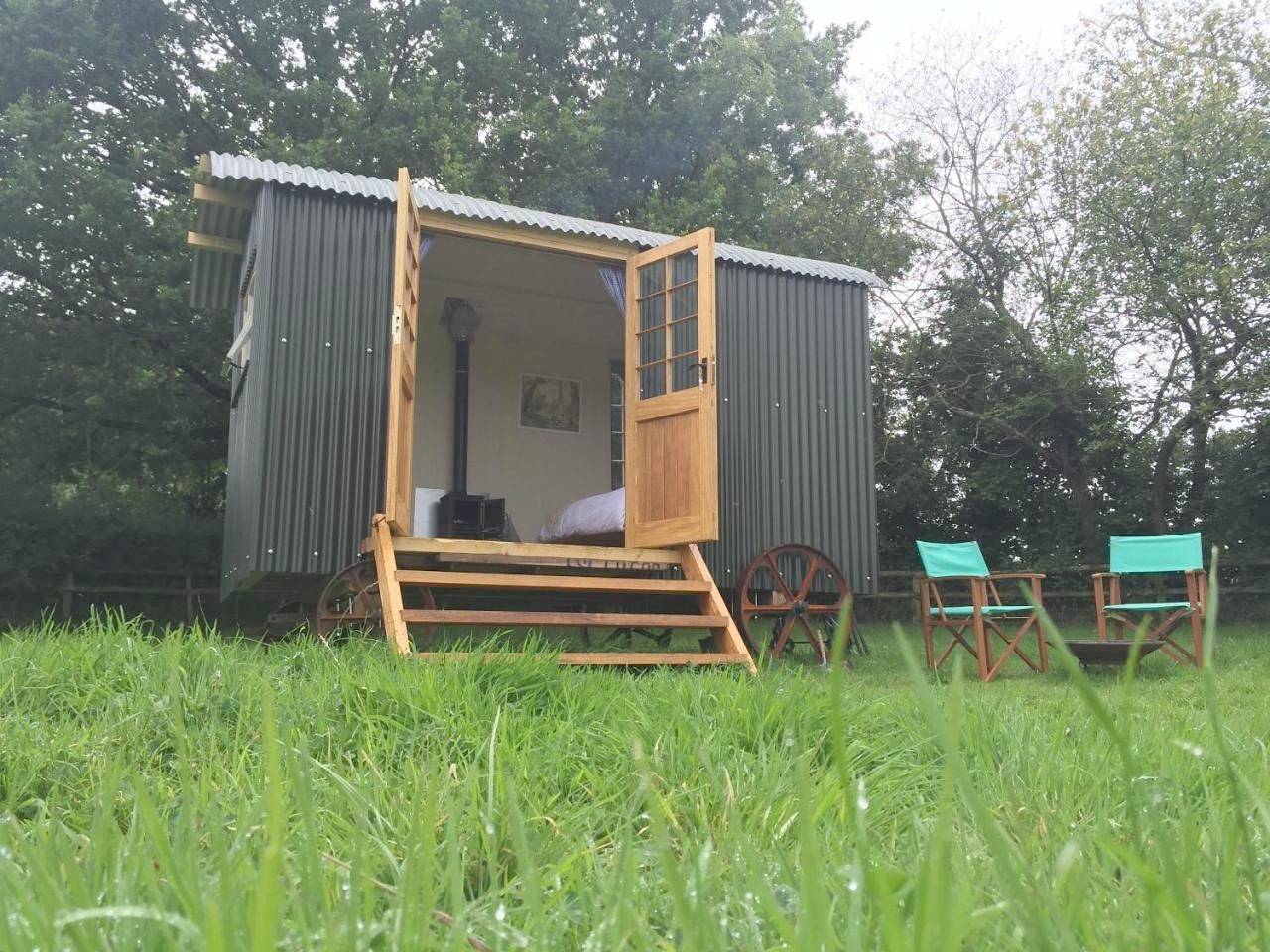 Bungalow with Private External Bathroom in Trudoxhill, Somerset