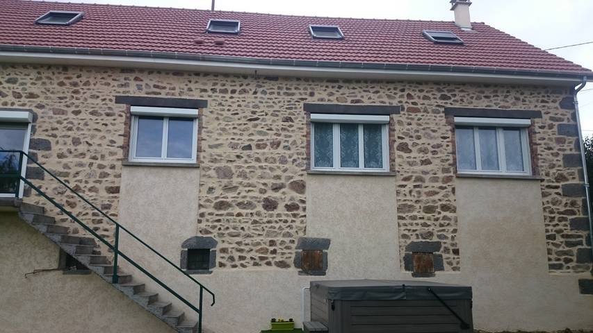 Gîte pour 18 personnes, avec terrasse ainsi que jardin et vue sur le lac, animaux acceptés - 1