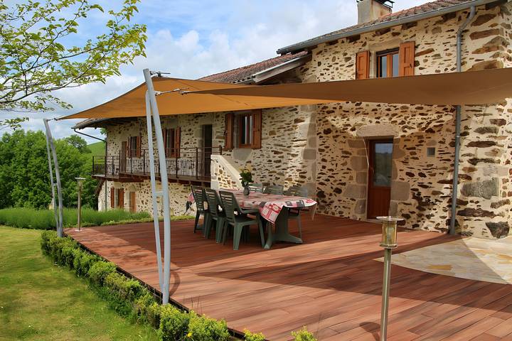 Maison de vacances pour 10 personnes, avec jardin dans le Cantal - 2