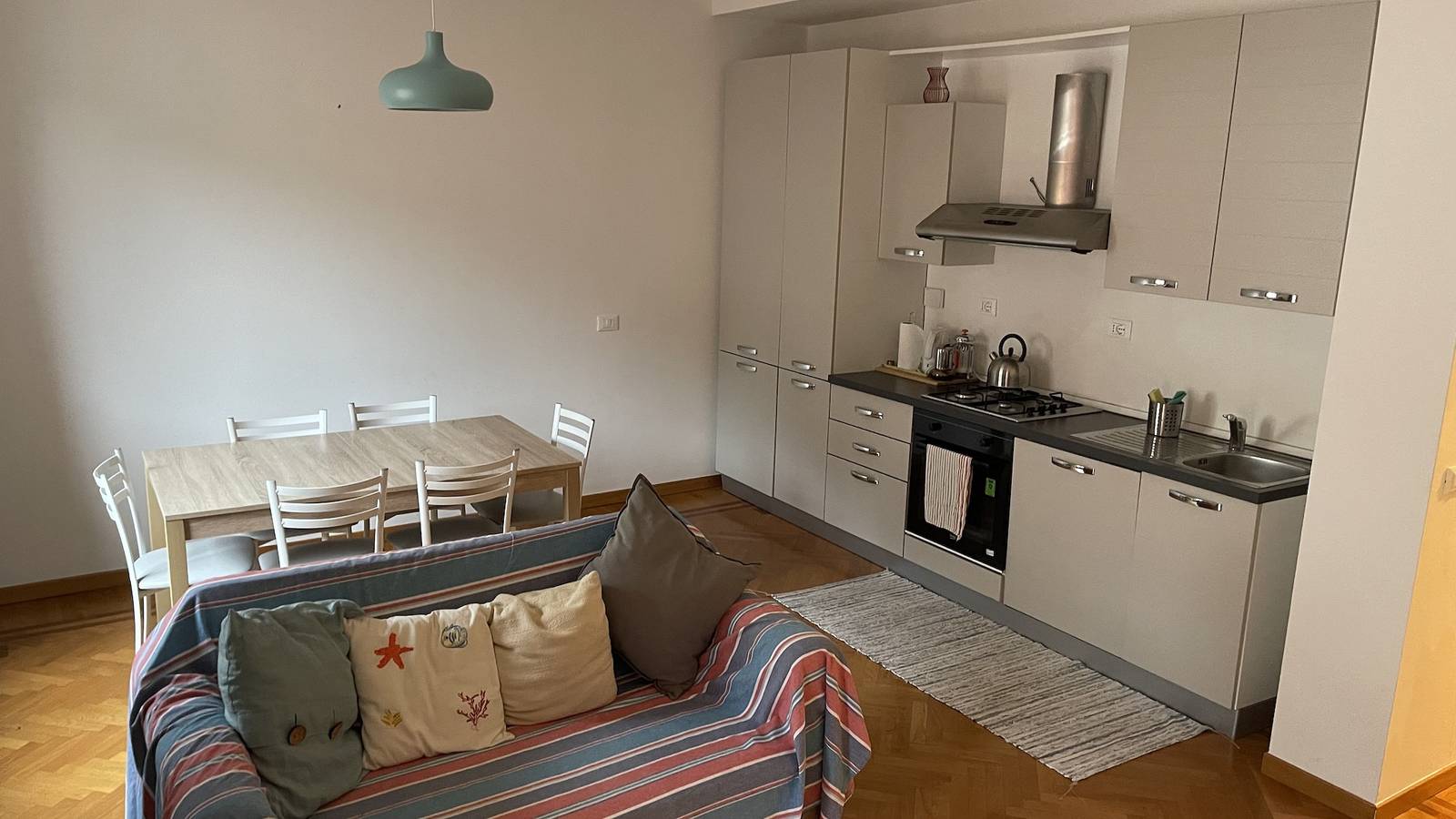 Ganze Wohnung, Giobea Apt - in the center - by the sea - with A/C in Monterosso al Mare, Monterosso al Mare Gemeinde