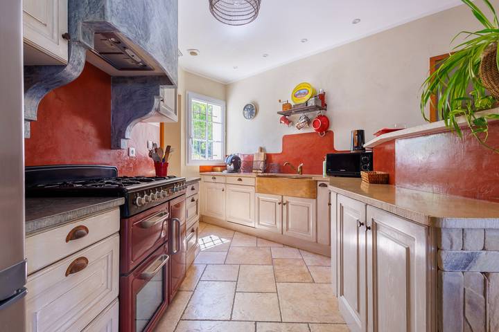 Location de vacances pour 6 personnes, avec piscine ainsi que terrasse et jardin dans Drôme provençale - 3