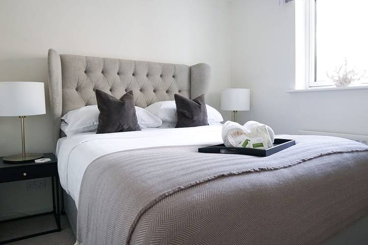 Ganze Wohnung, Stunning modern space with harbour views & free parking in Brighton Marina, Brighton