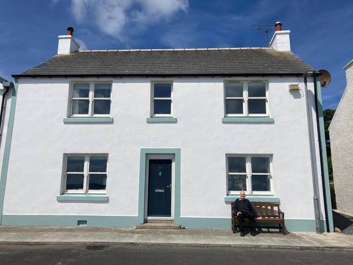 Holiday rental for 6 people, with view and garden on Islay