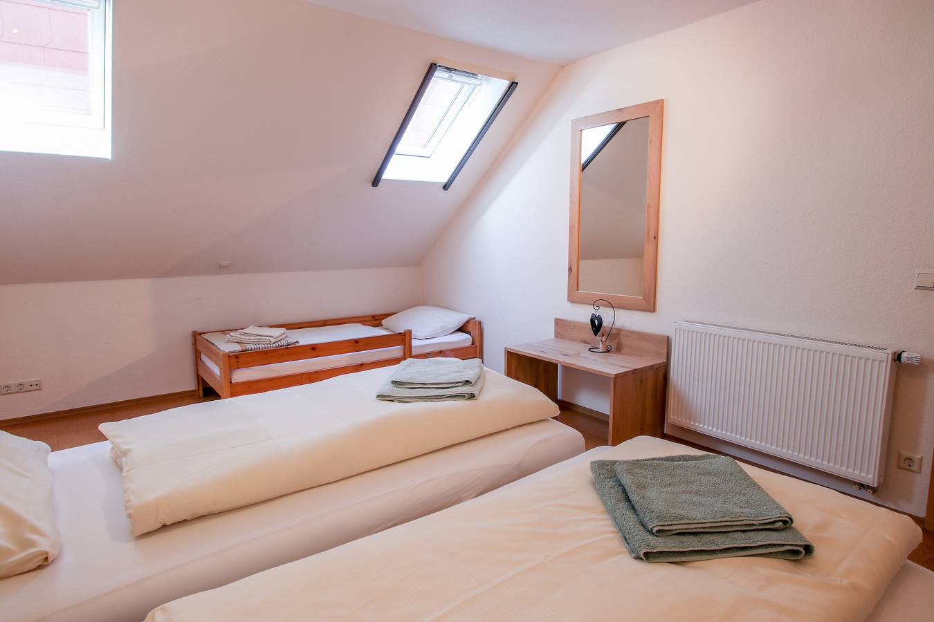 Ganze Ferienwohnung, Familienhof Brüning - Wohnung Sonnenschein in Meppen, Hasetal