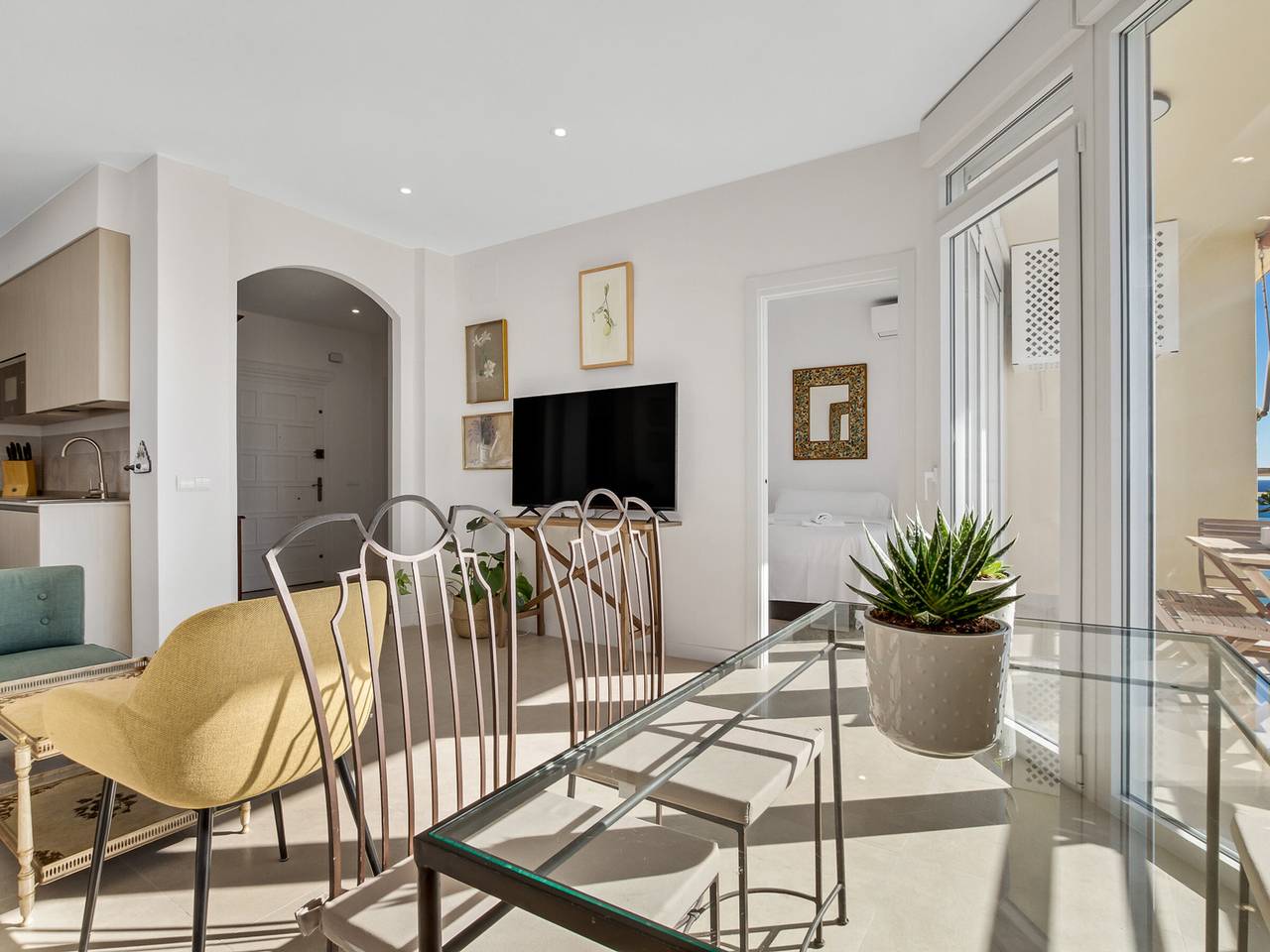 Apartamento entero, Encantador apartamento en la playa en Torremolinos in Playa El Bajondillo, Torremolinos