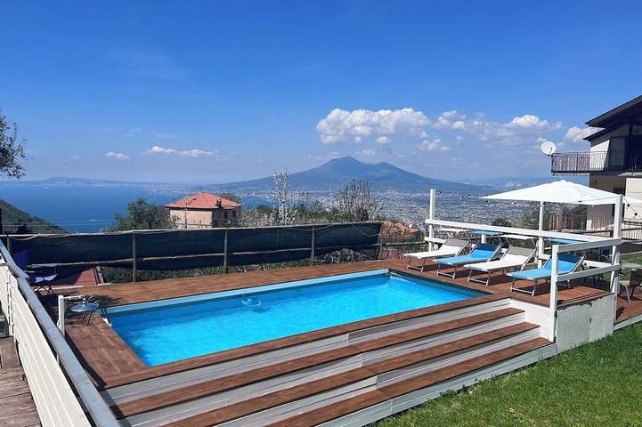 Holiday apartment for 9 people, with pool and balcony as well as garden - 1