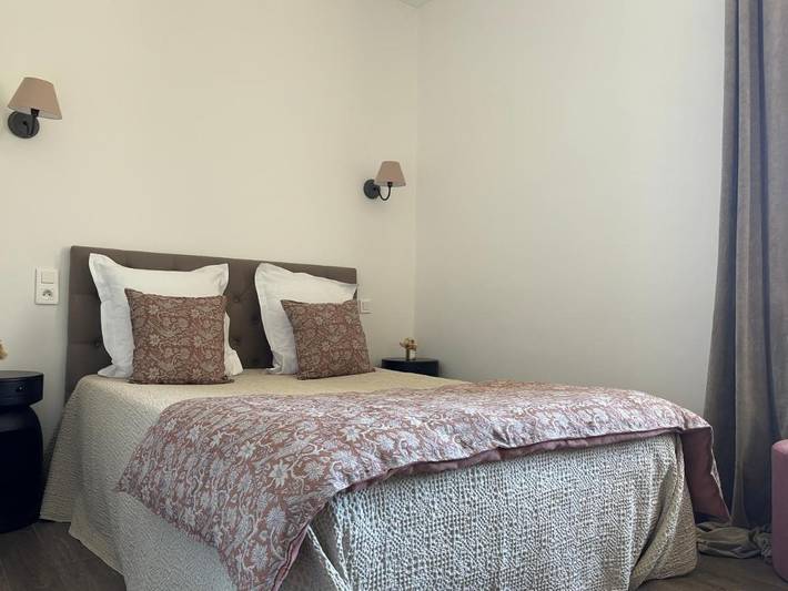 Hôtel pour 2 personnes, avec vue ainsi que jardin et terrasse à Vivario - 2