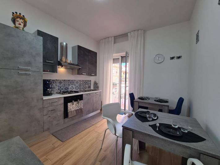 Chambre d’hôte pour 2 personnes, avec jacuzzi et jardin à Giarre
