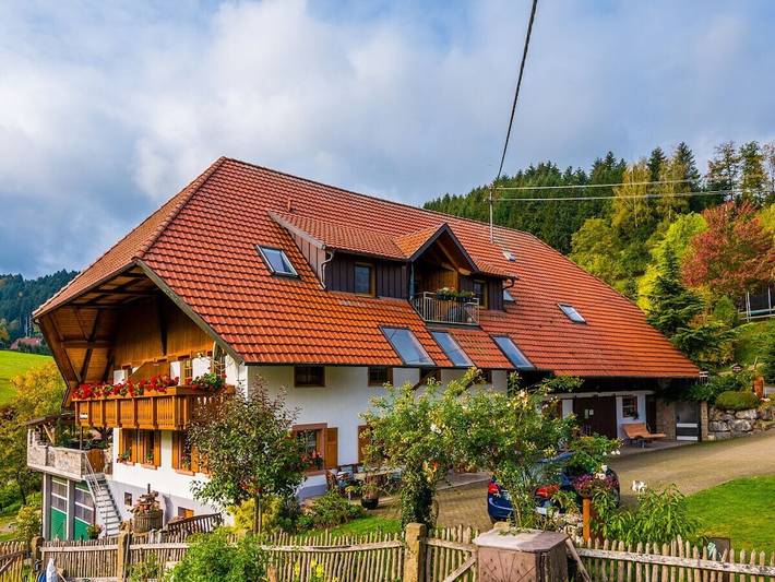 Bauernhaus für 6 Personen, mit Garten und Balkon, mit Haustier