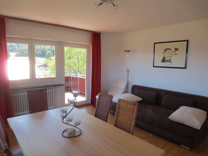 Geheel appartement, Appartement 'Gästehaus Erika, Obergeschoss' met privétuin, balkon en Wi-Fi in Wiechs am Randen, Tengen