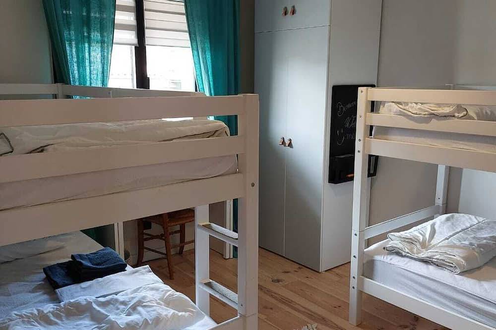 - House at - in Contis, Saint-Julien-en-Born