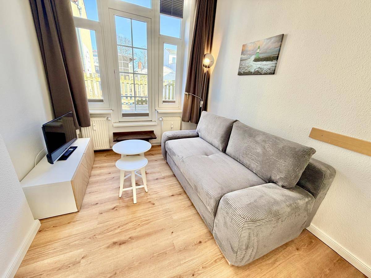 Ganze Wohnung, Fewo Delfin, Leuchtturmnaehe in Warnemünde Strand, Rostock