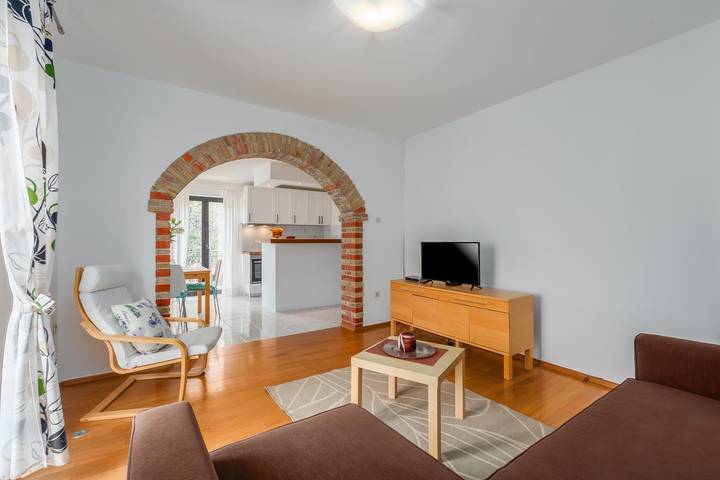 Ferienwohnung für 2 Personen, mit Garten in Funtana - 4