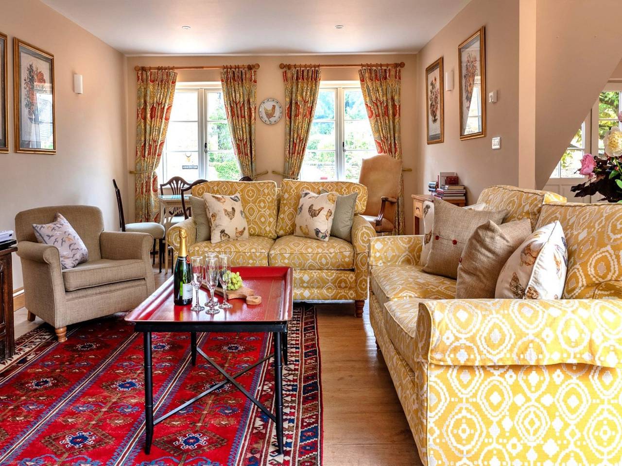 Villa in Pollença with Sea Views & Pool in Kingham, Oxfordshire