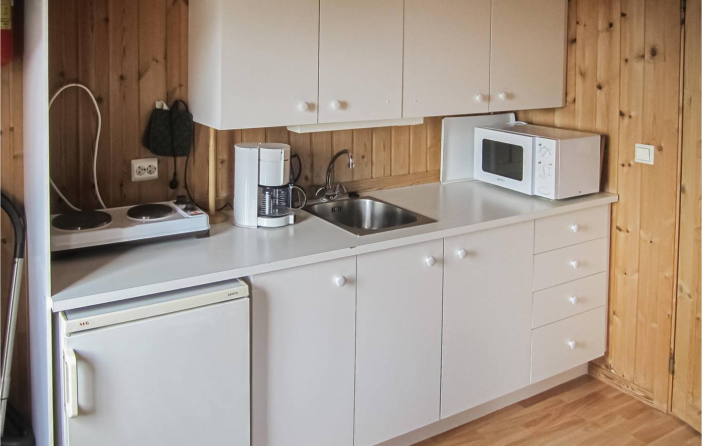 Feriehus for 5 personer med hage in Lindesnes 