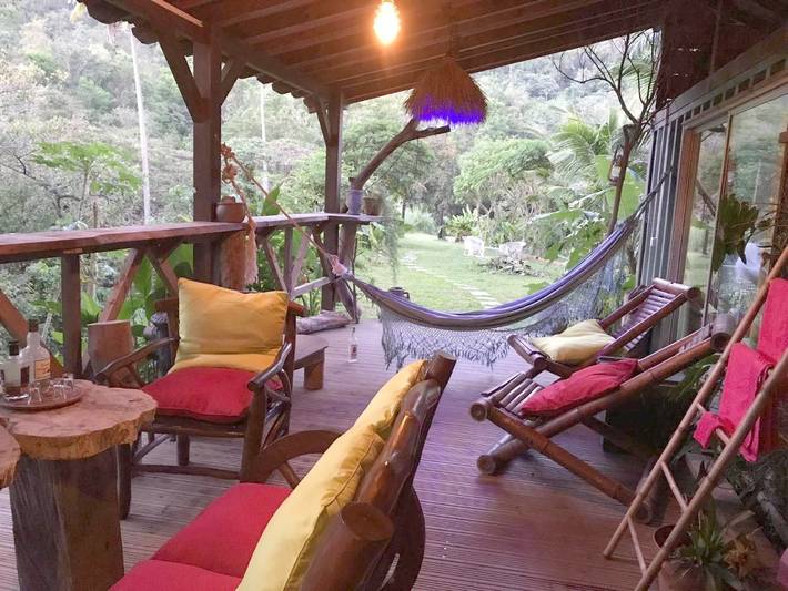 Gîte pour 2 personnes, avec vue ainsi que bassin pour enfant et jardin en Martinique - 3