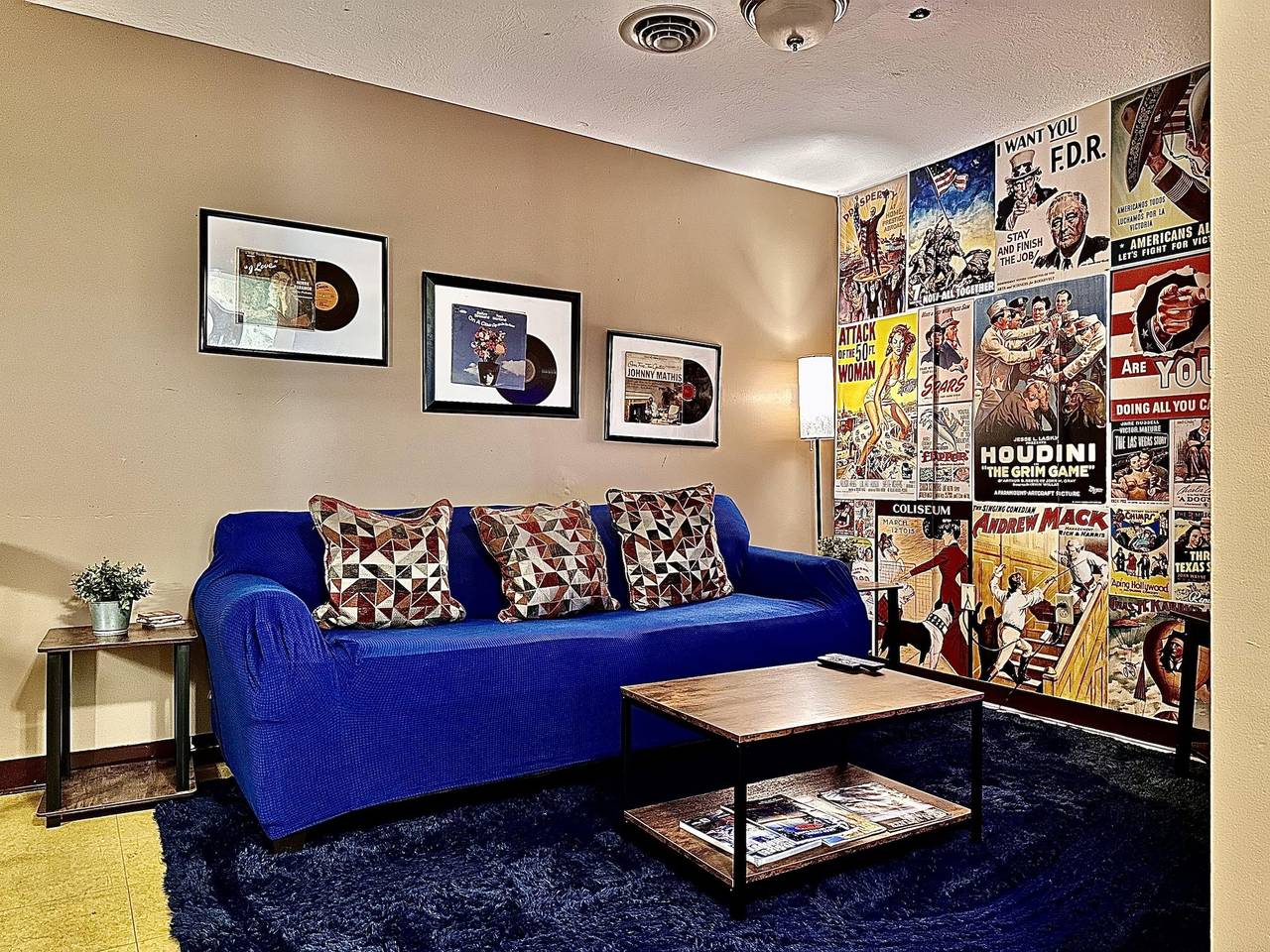 Vacation Rental for 7 Guests in Pittsburgh, Allegheny County