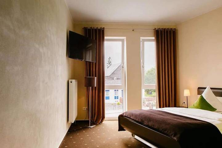 Bauernhof für 4 Personen, mit Terrasse und Sauna im Hunsrück