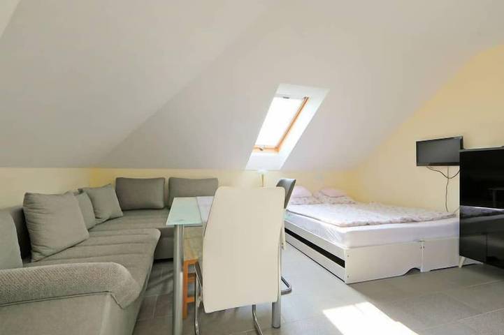 Ganze Wohnung, Elisabeta 02 in Balatonőszöd, Plattensee Südufer