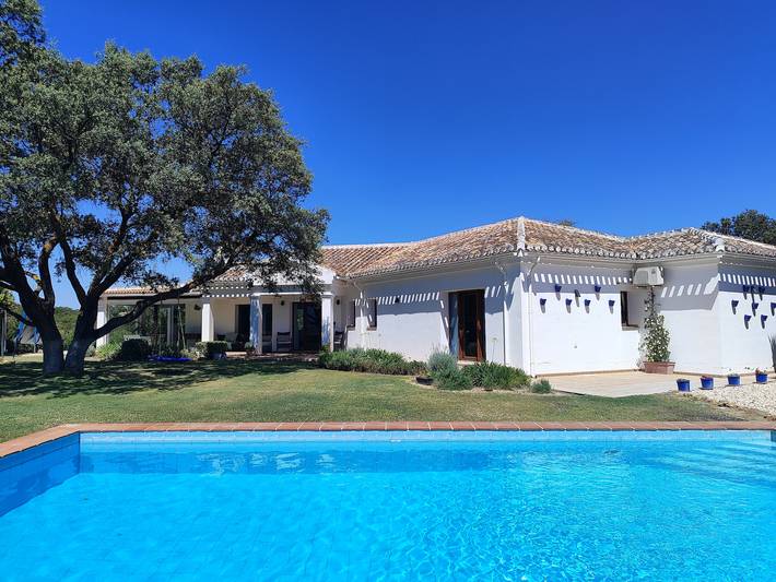 Apartamento para 6 personas, con jardín en Villanueva del Rosario