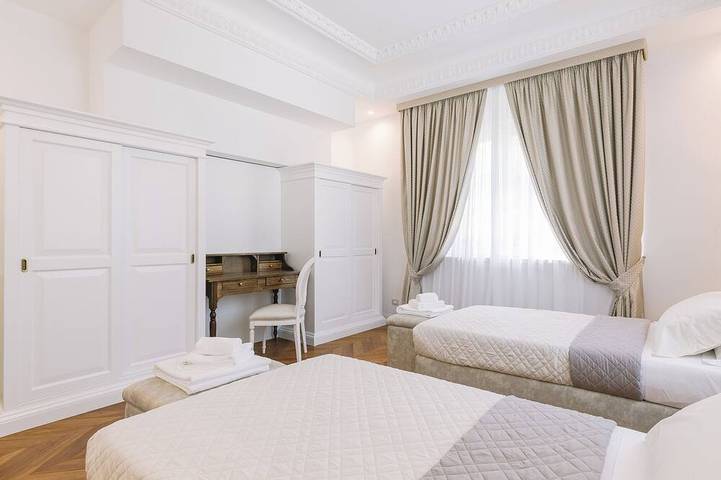 The White Pearl in Empoli, Province de Florence