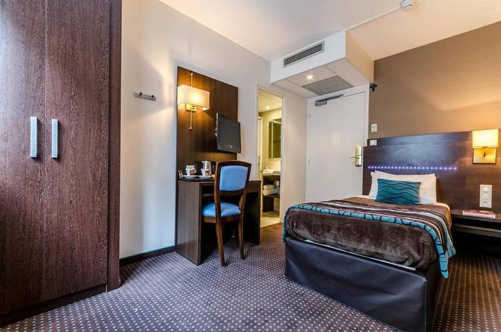 Hôtel pour 2 personnes dans Grotte de Massabielle - 3