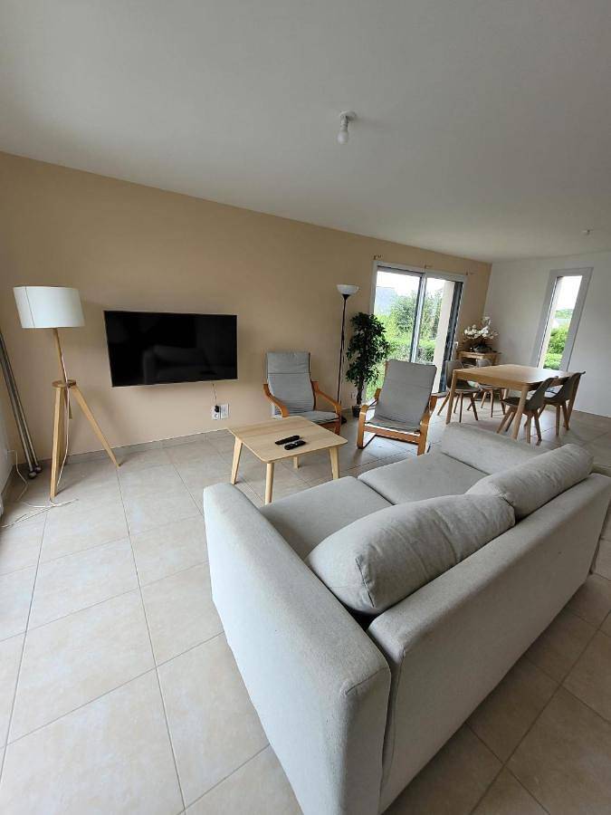 Location de vacances pour 6 personnes, avec vue et jardin à Saint-Père-Marc-en-Poulet - 4